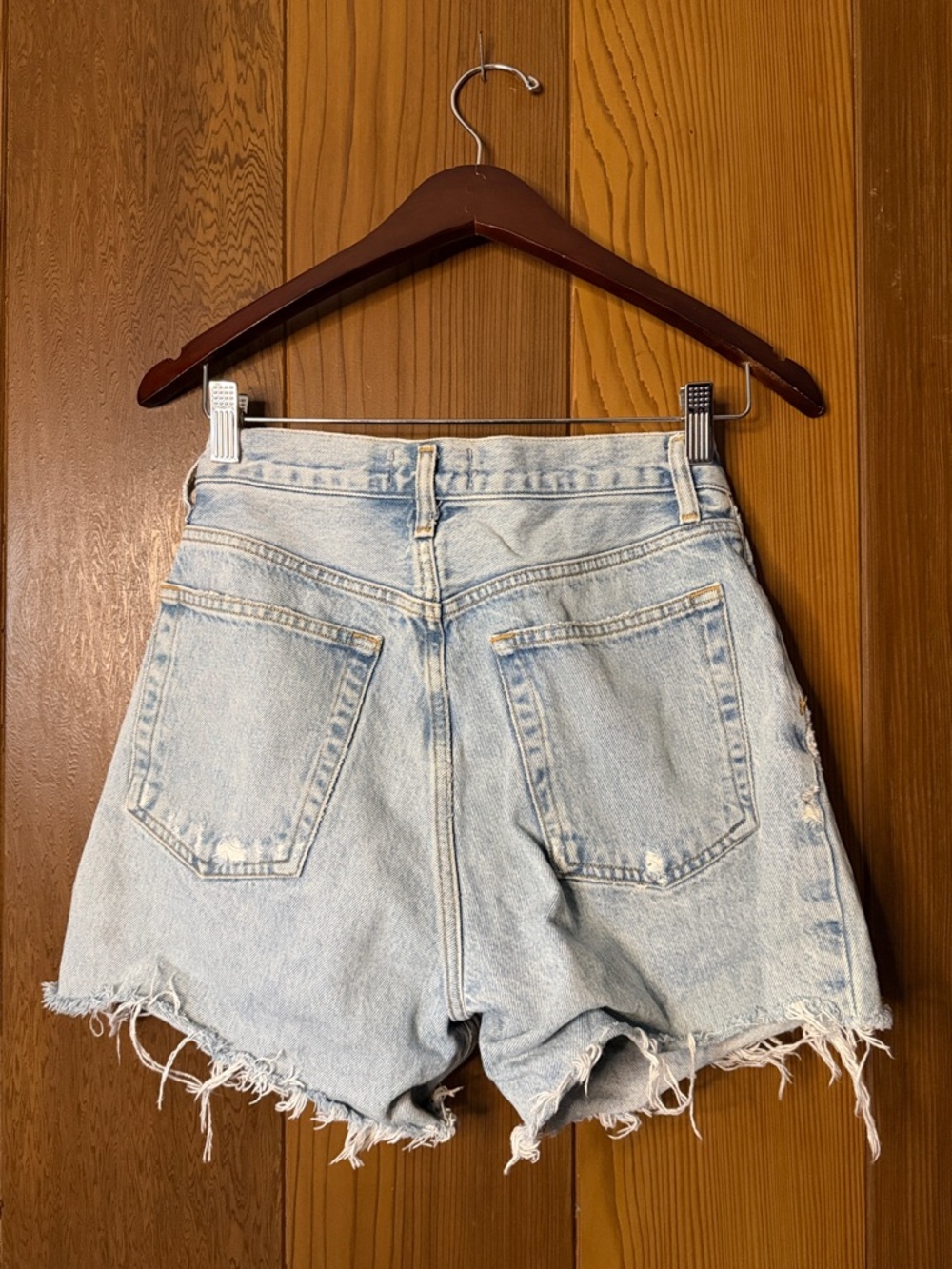 Agolde Riley Shorts - Picture 4 of 4